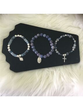 Avon religious 3 piece stretch bracelet set
